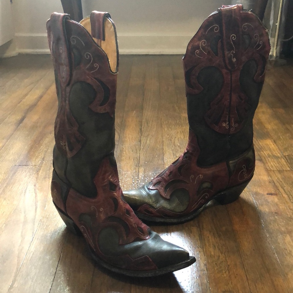 Leather cowboy distressed grey red black boot